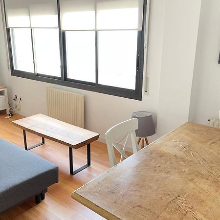 Apartment With Sea Views Next To The Beach Of Mar Bella Barcelona Buitenkant foto