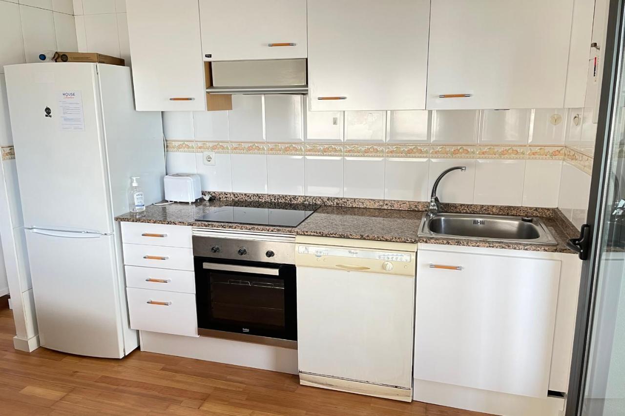 Apartment With Sea Views Next To The Beach Of Mar Bella Barcelona Buitenkant foto